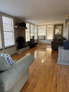 11403 Lakeside Dr