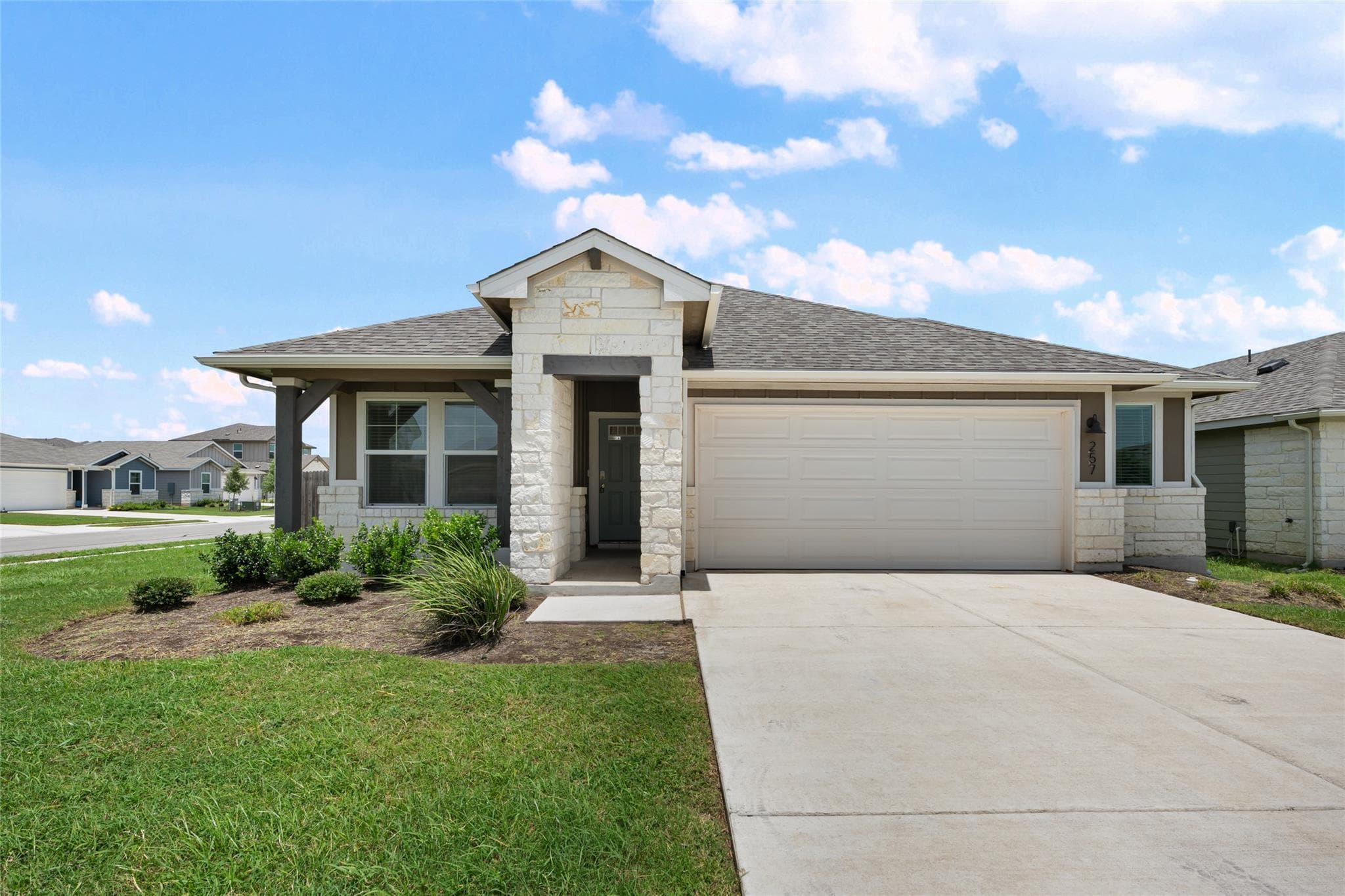 257 Fossil Dr