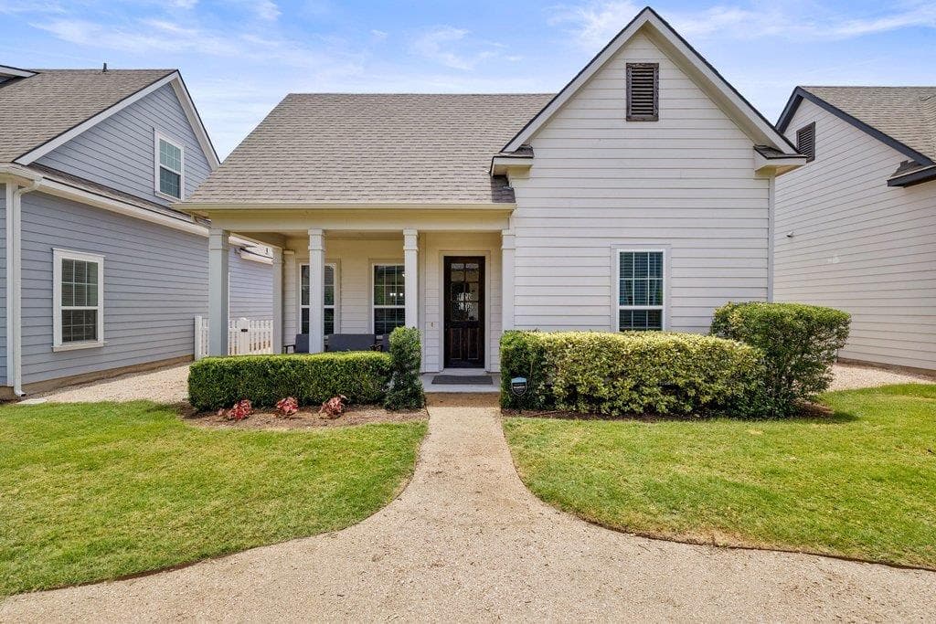 1174 Grant Wood Ave