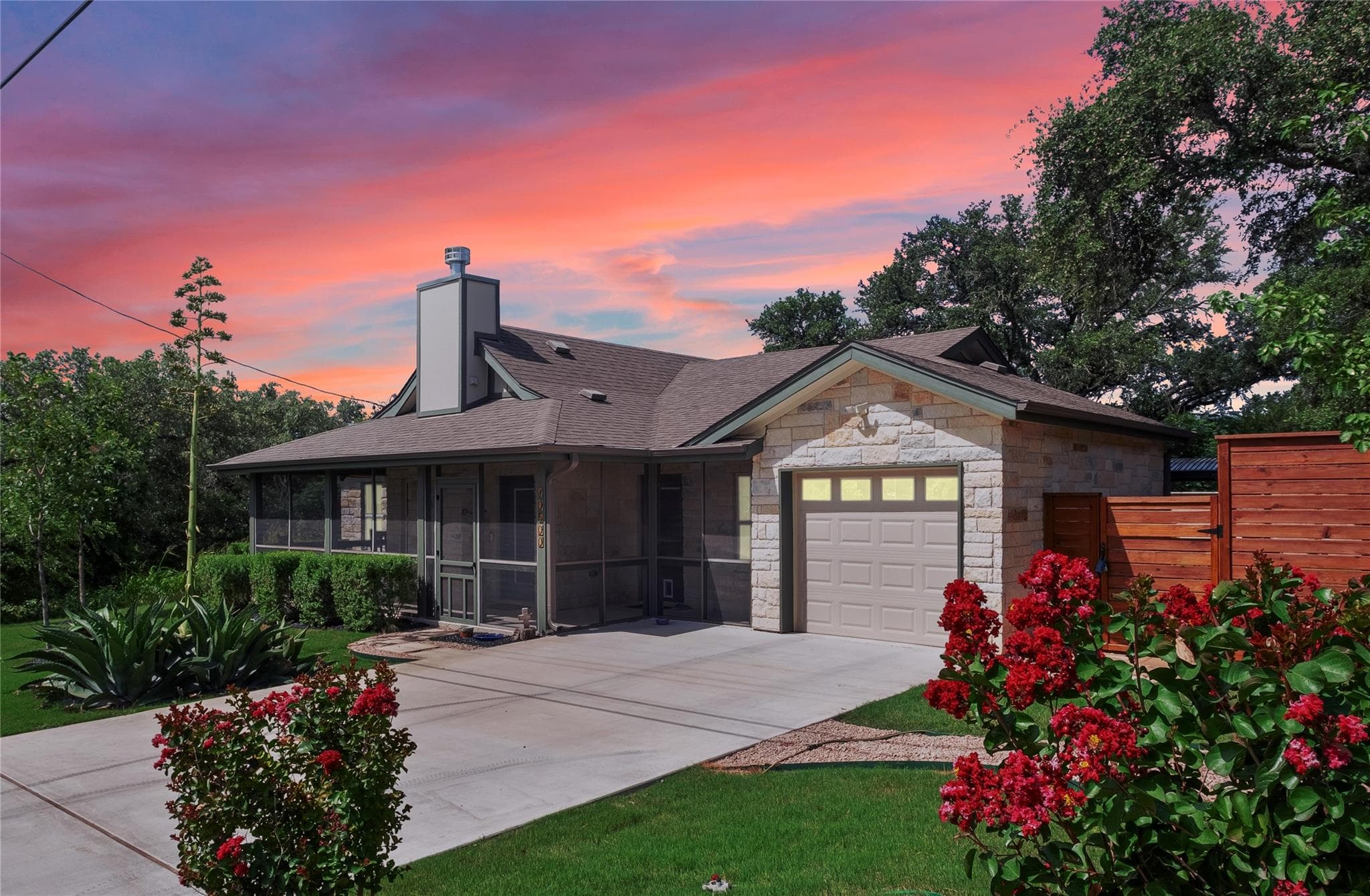 10500 W Lakeview Dr