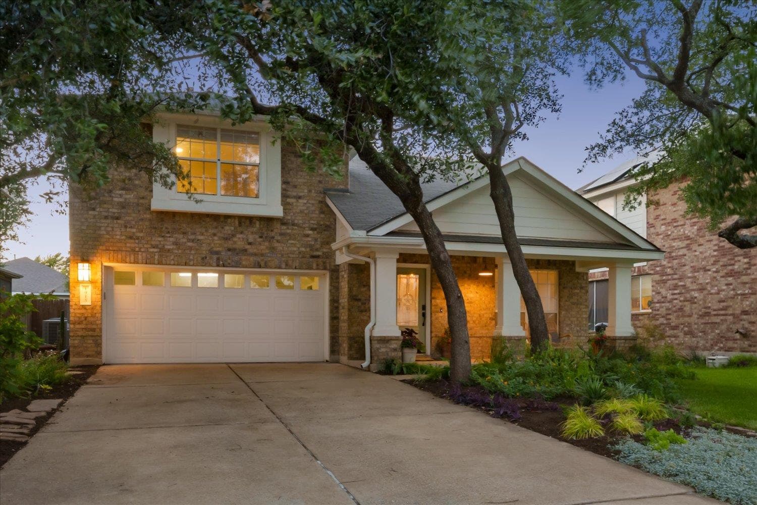 1915 Barnett Dr