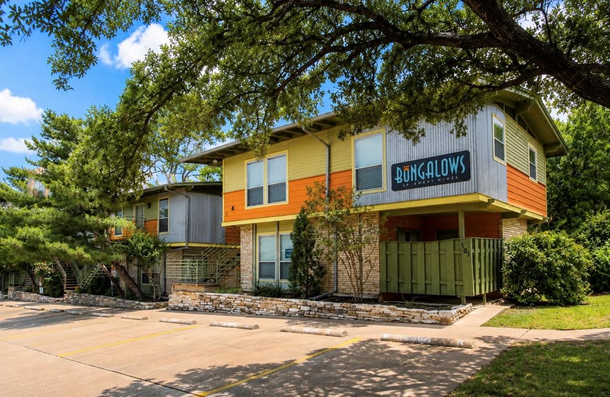2800 Cole St #104C