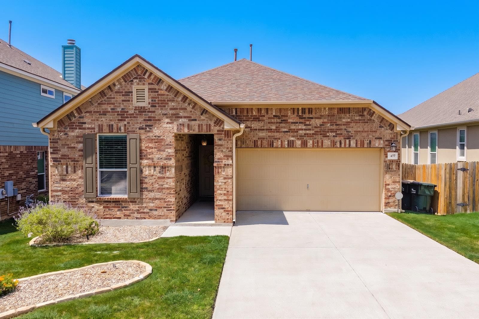437 Sheepshank Dr