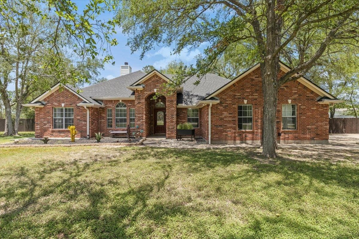 104 Spring Branch Br