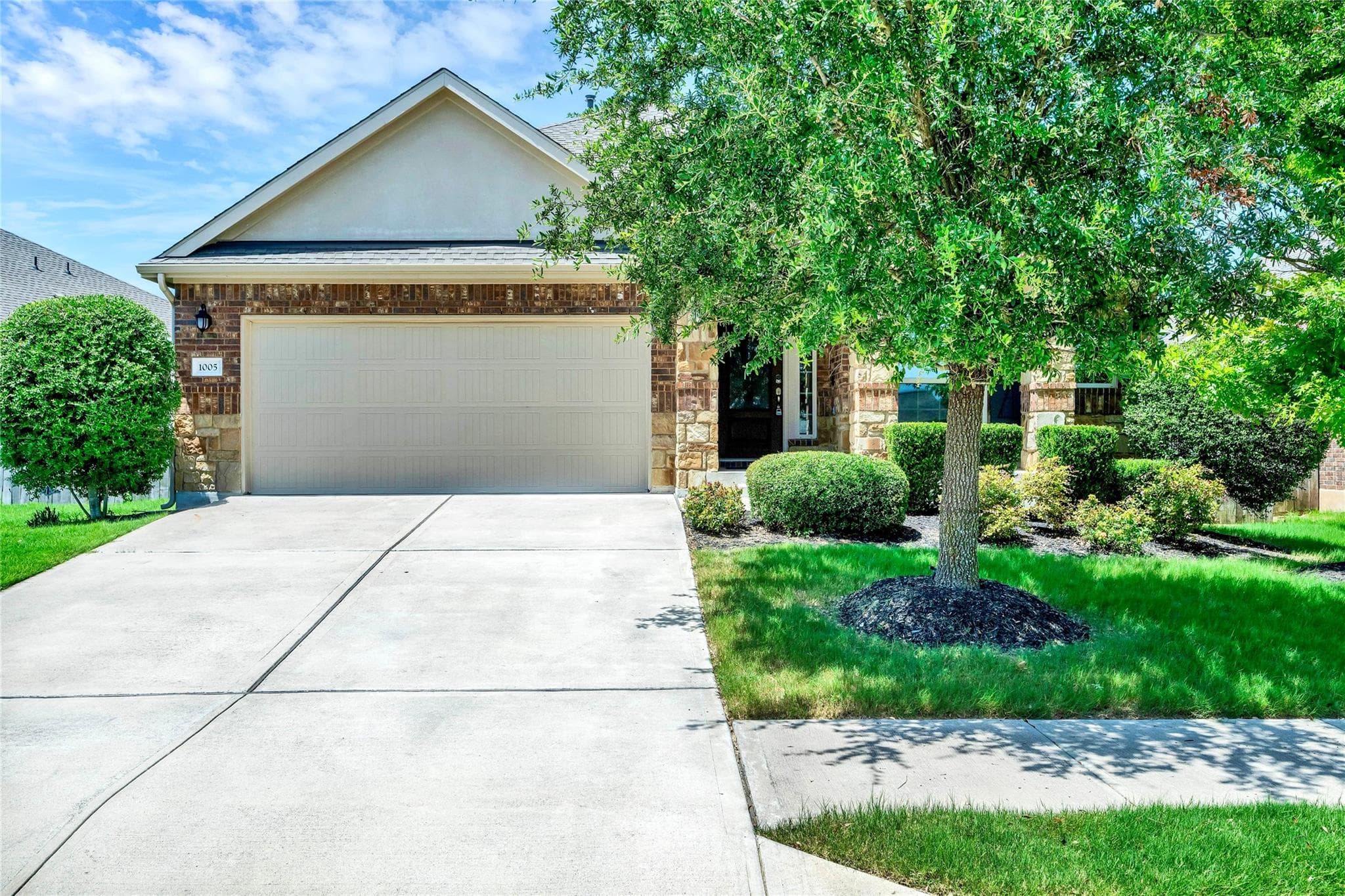 1005 Fountain Grass Way