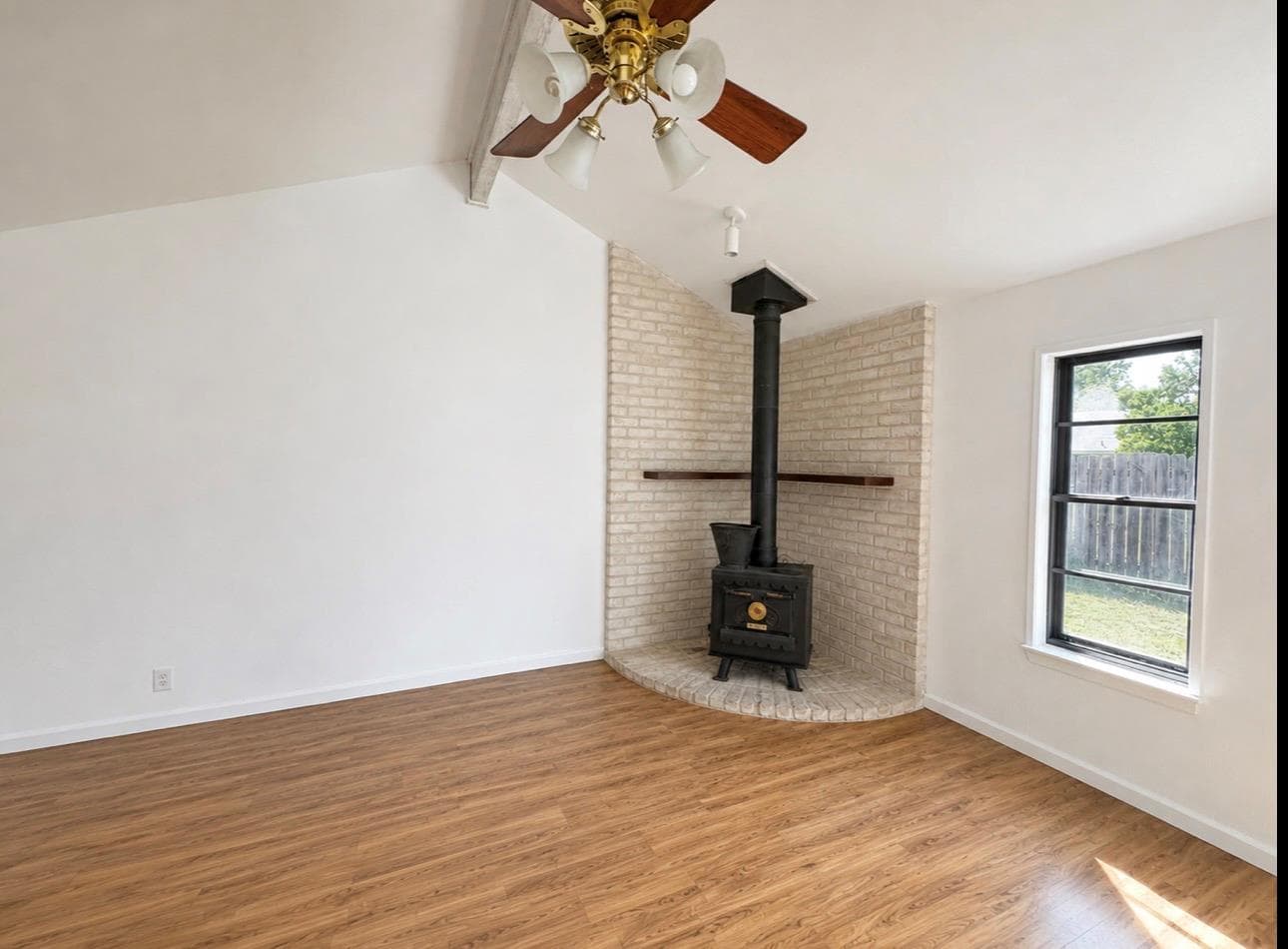 705 Garden Villa Cir