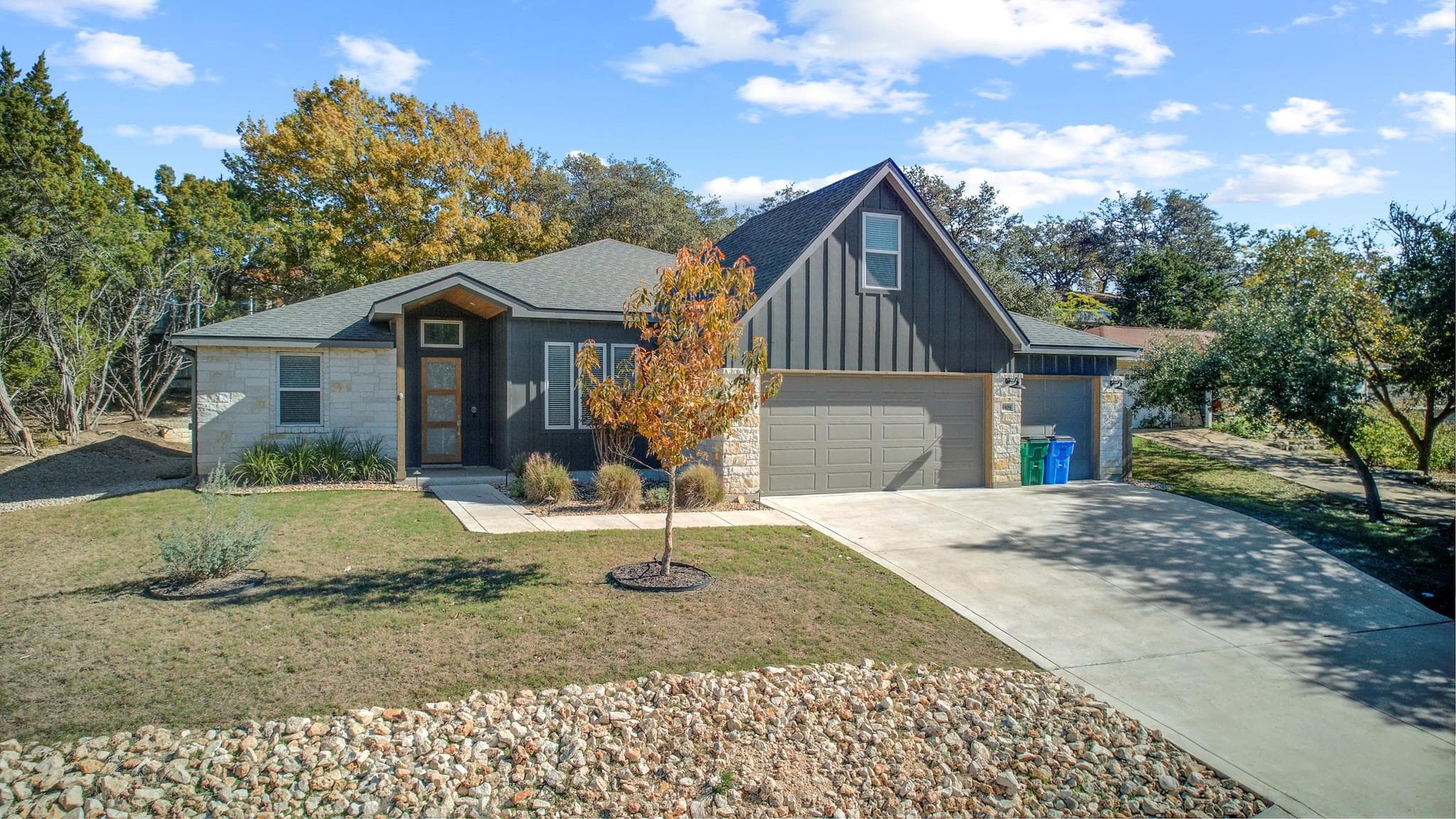 6509 Shady Ln