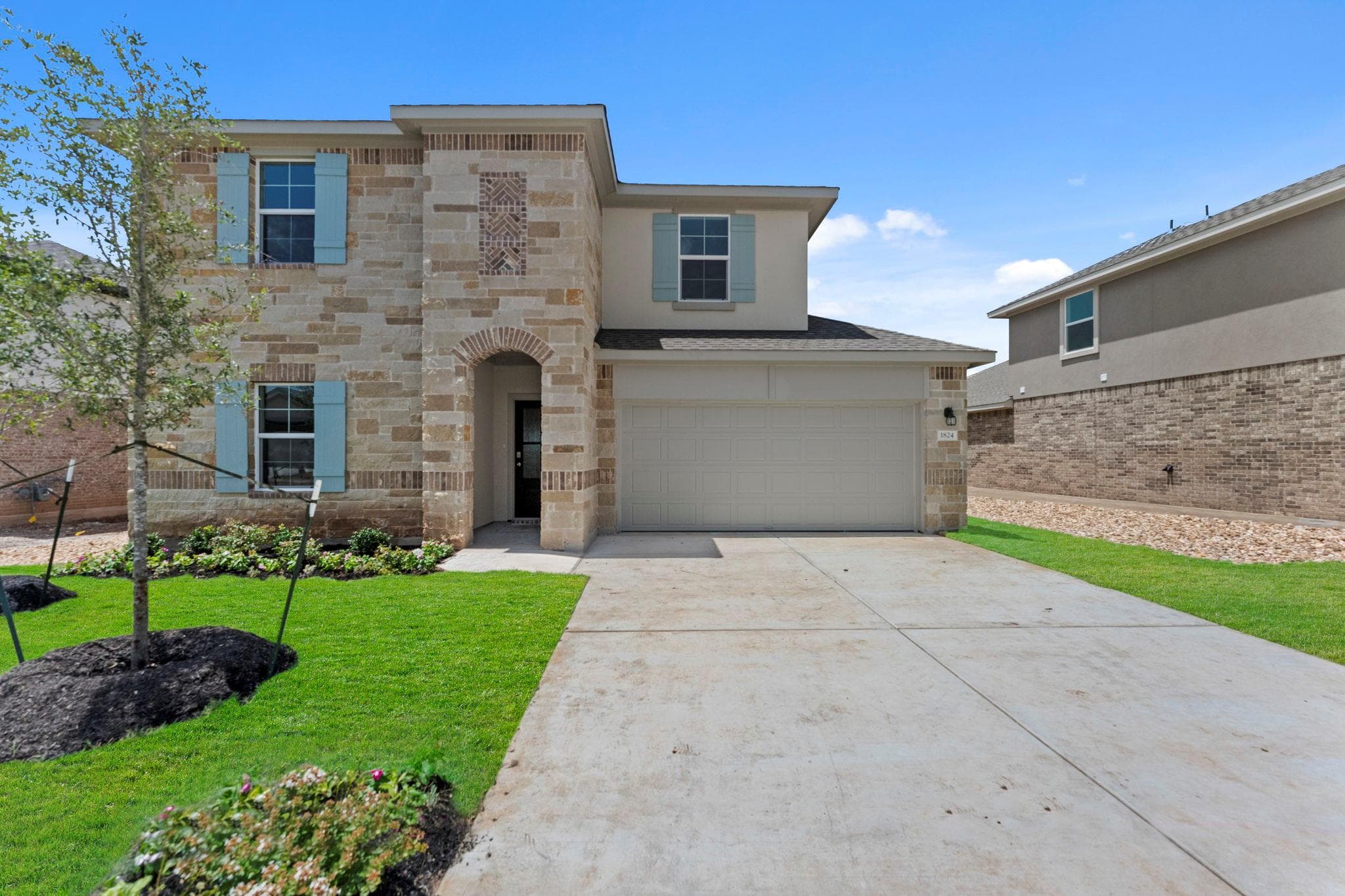 1824 Dandy Brush Dr