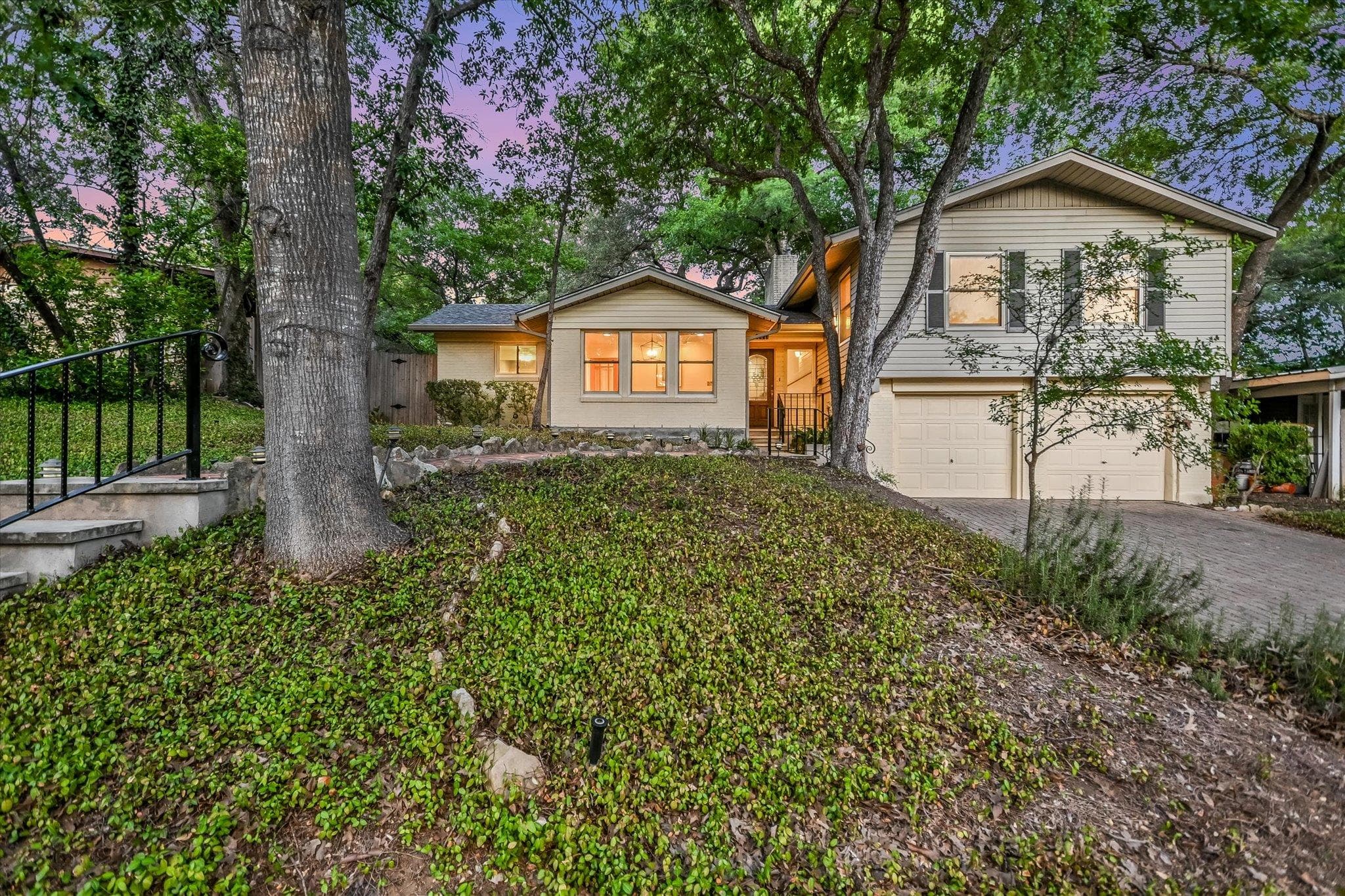 1113 BLUEBONNET Ln