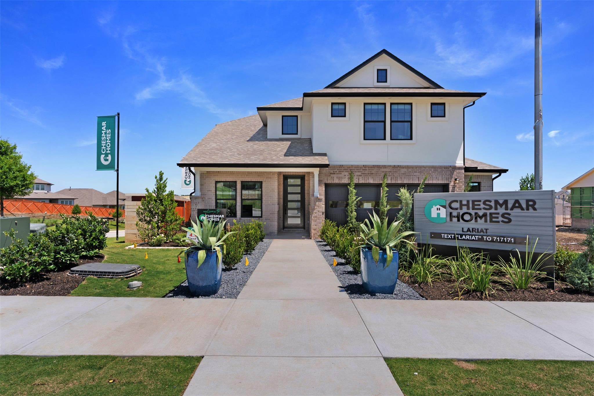 1132 Stonehill Dr