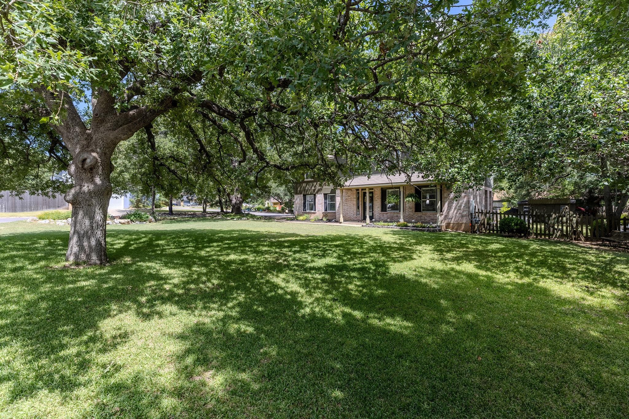 604 Post Oak Cir