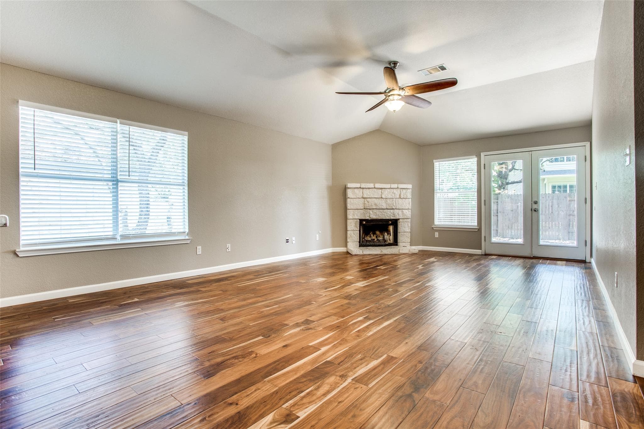 1314 Brighton Bend Ln