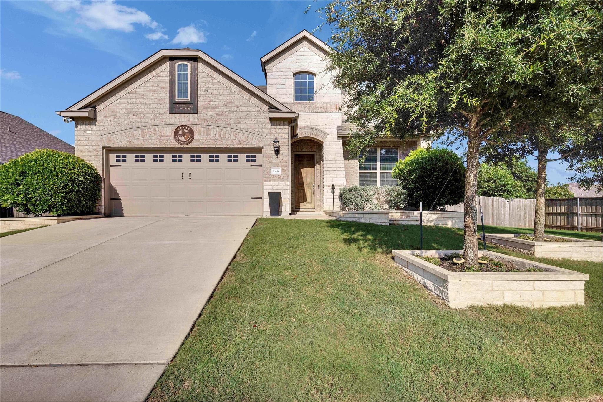 124 Leadtree Loop