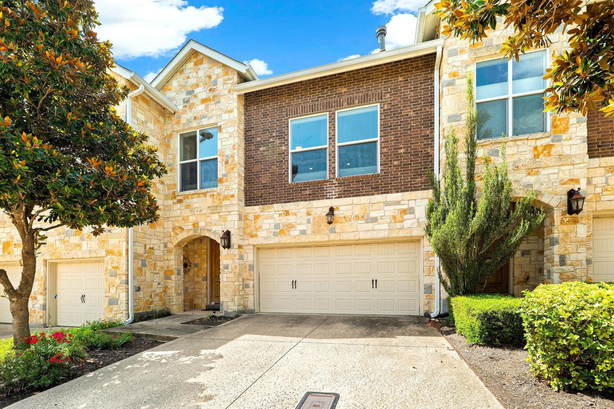 1215 Haven Ln #102