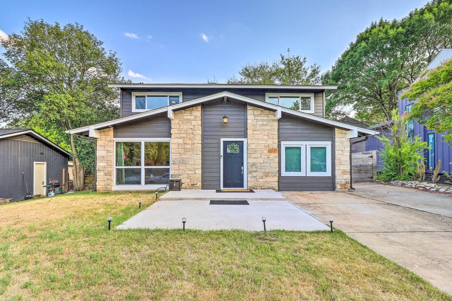 411 Ramble Ln