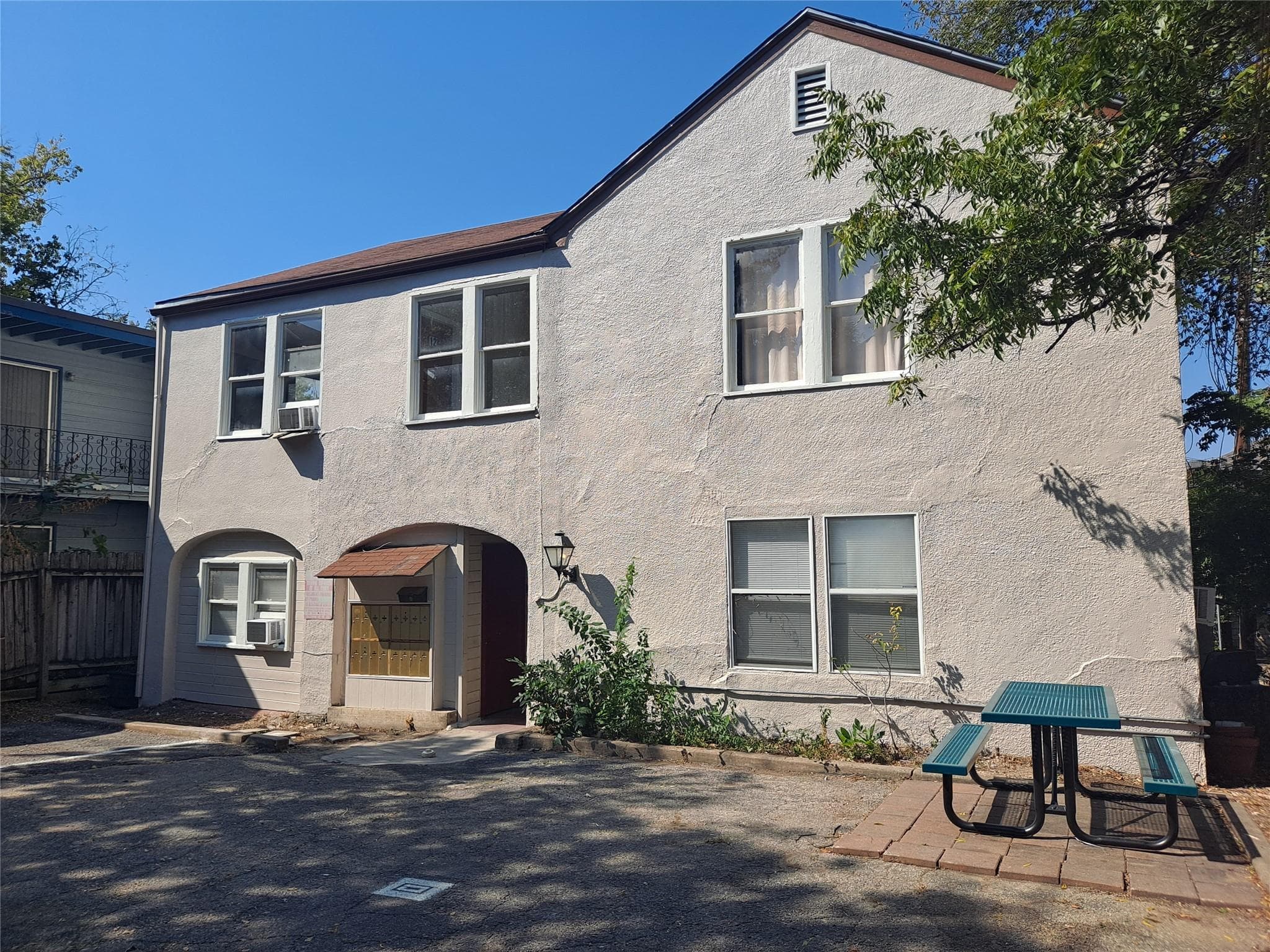 1906 San Gabriel St #12