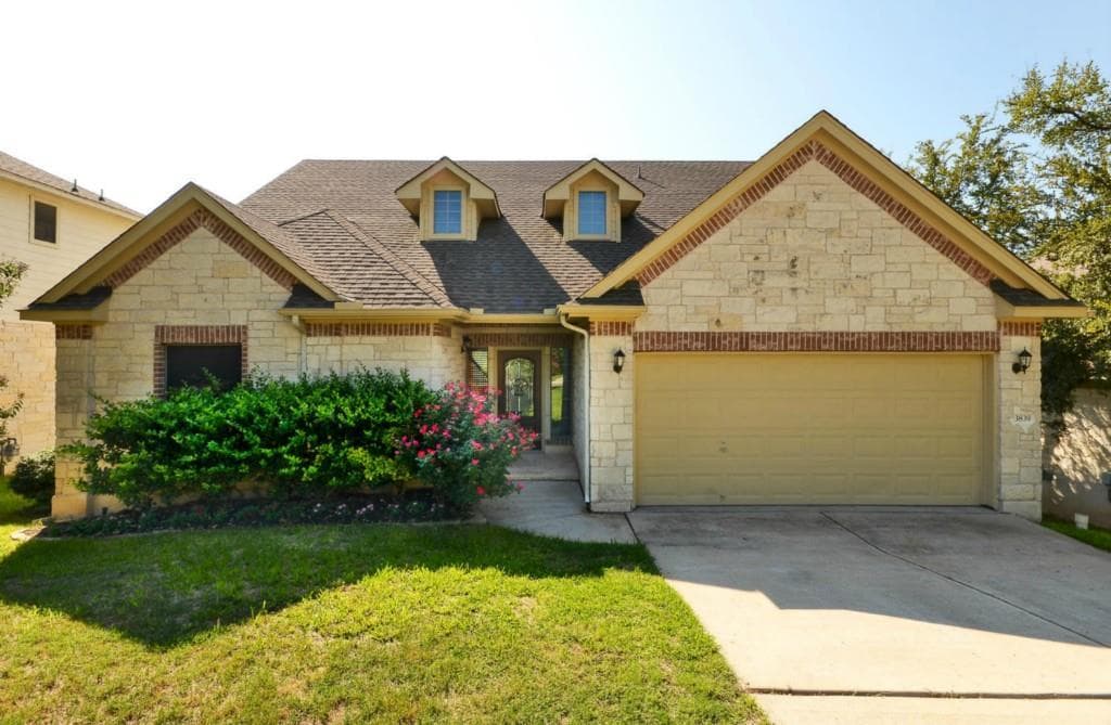 3839 Laurel Ridge Dr N