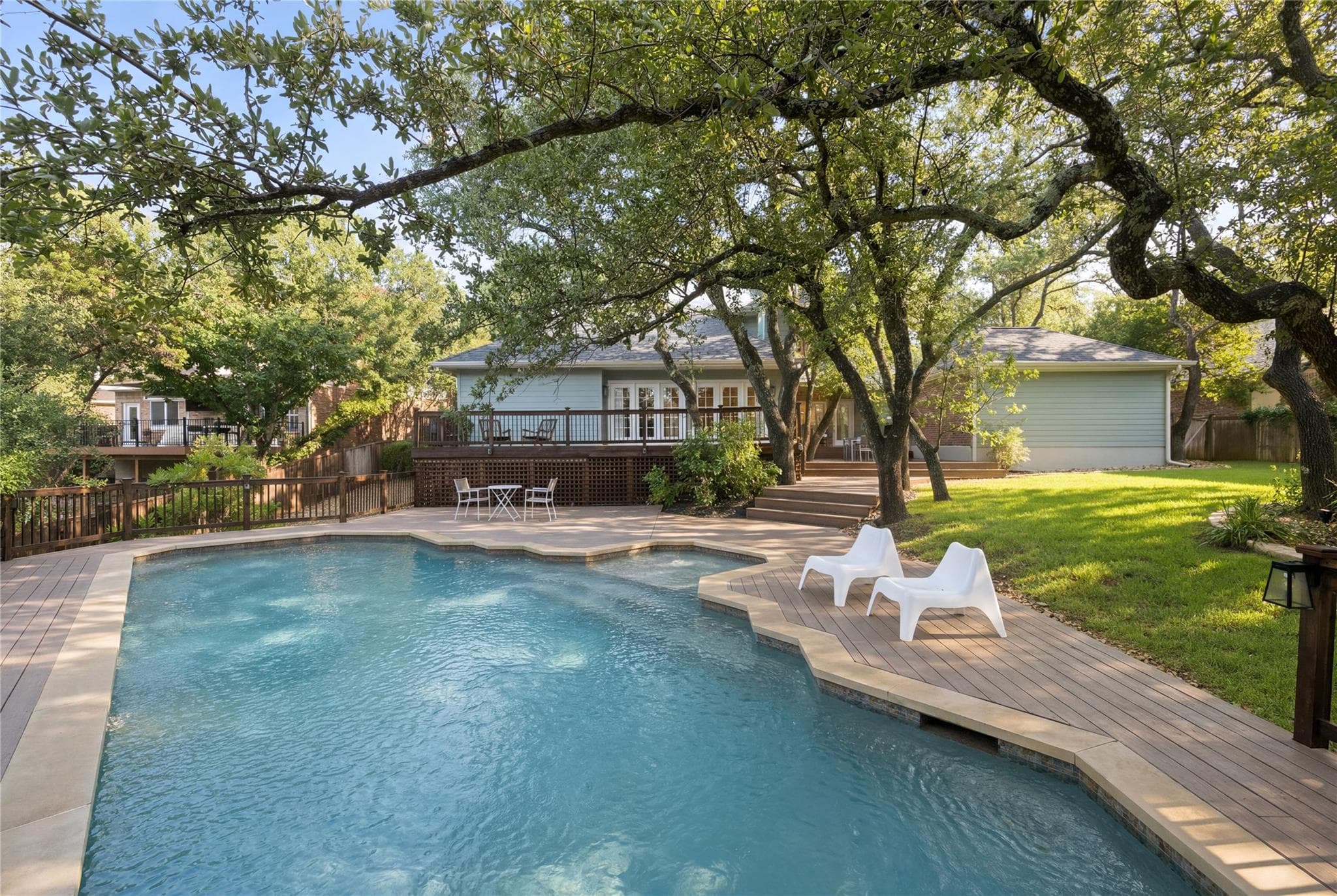 10038 Circleview Dr