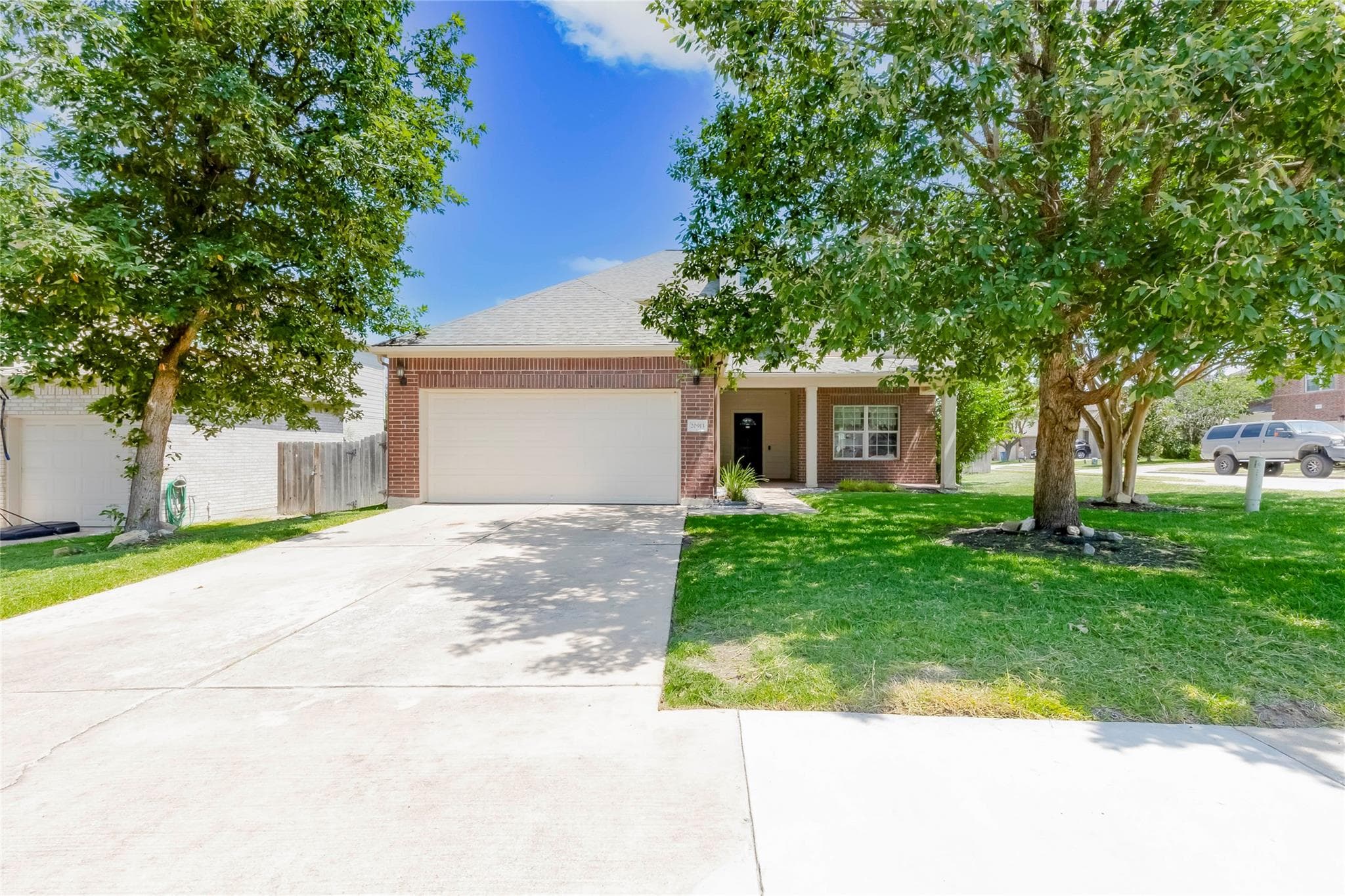 20913 Mandrake Dr