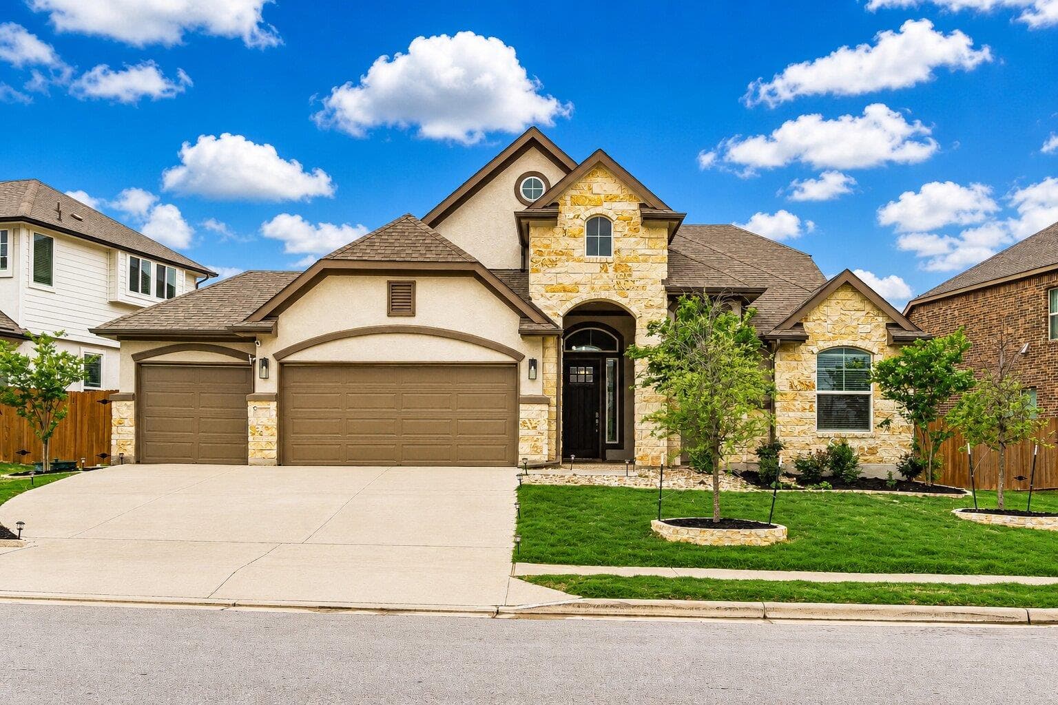 6721 Empresa Dr