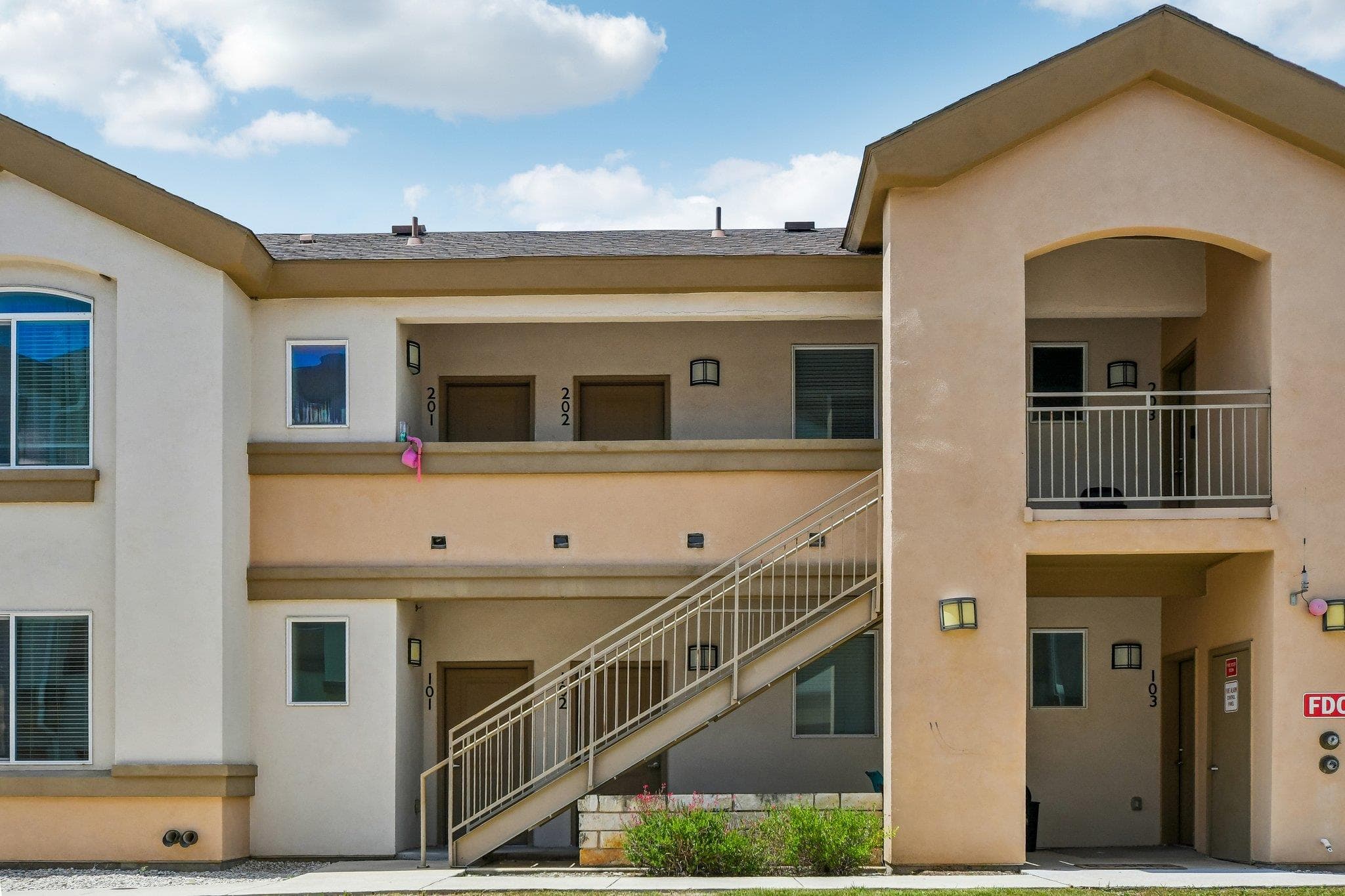 1201 Whitestone Blvd #i-102