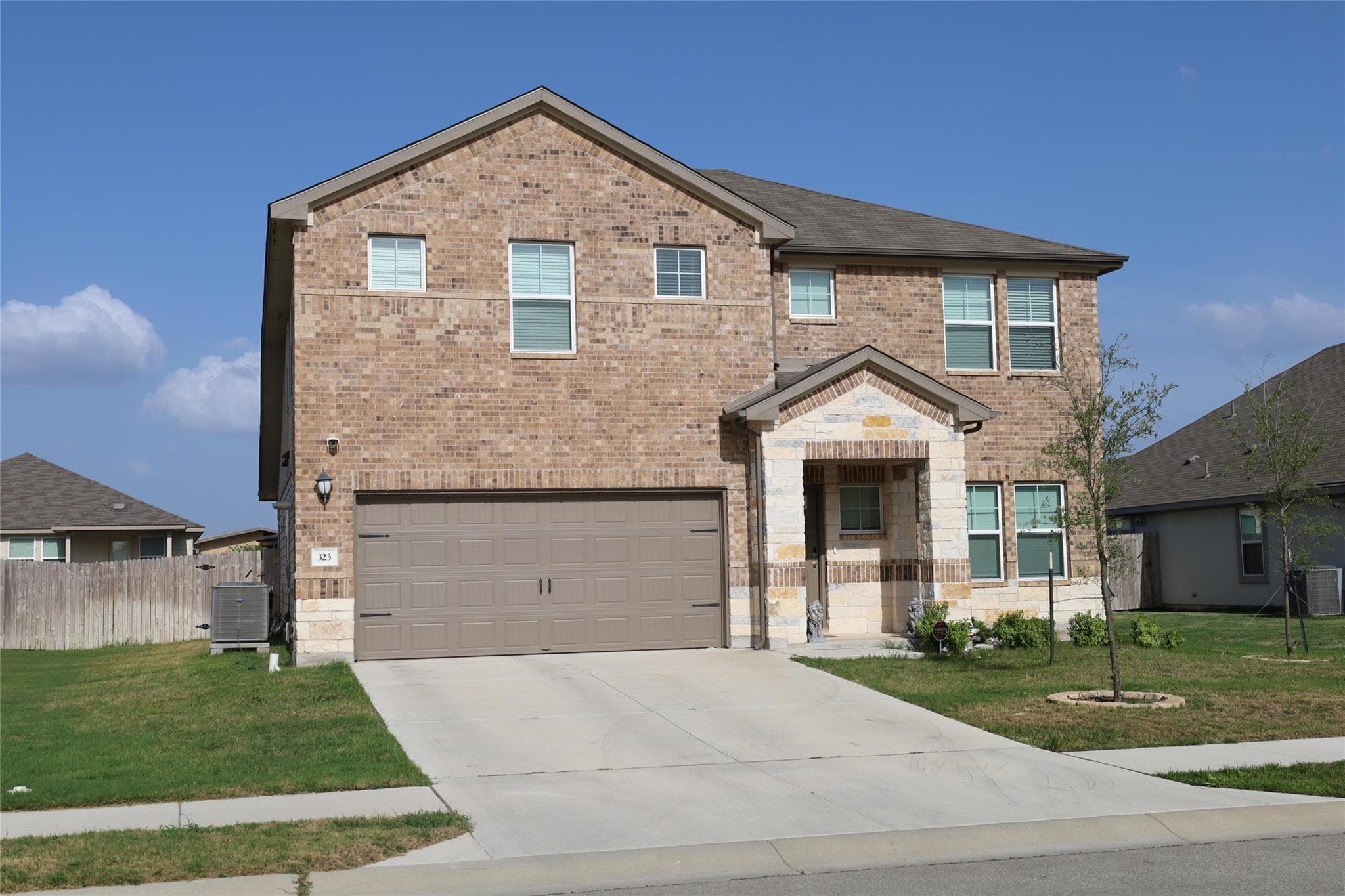 323 Windy Reed Rd