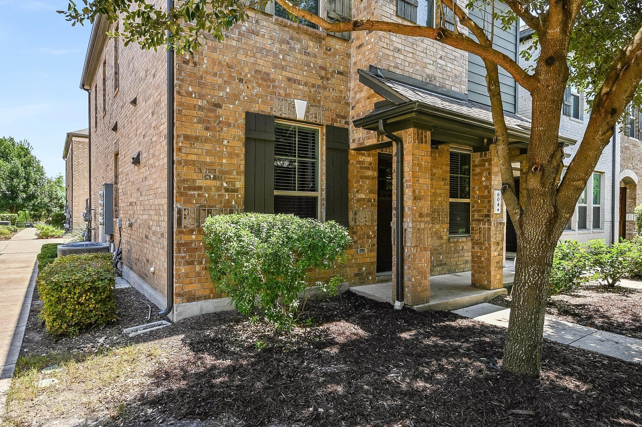 7220 Wyoming Springs Drive Dr #604