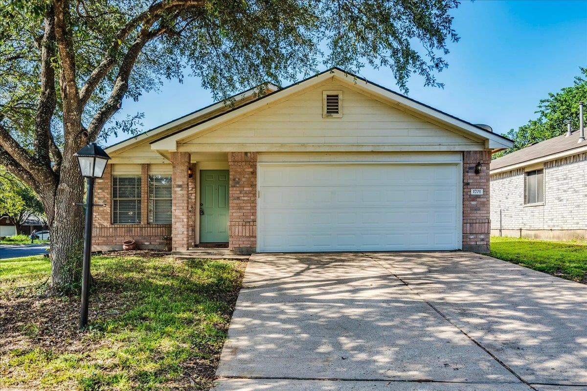 1701 Friars Tale Ln