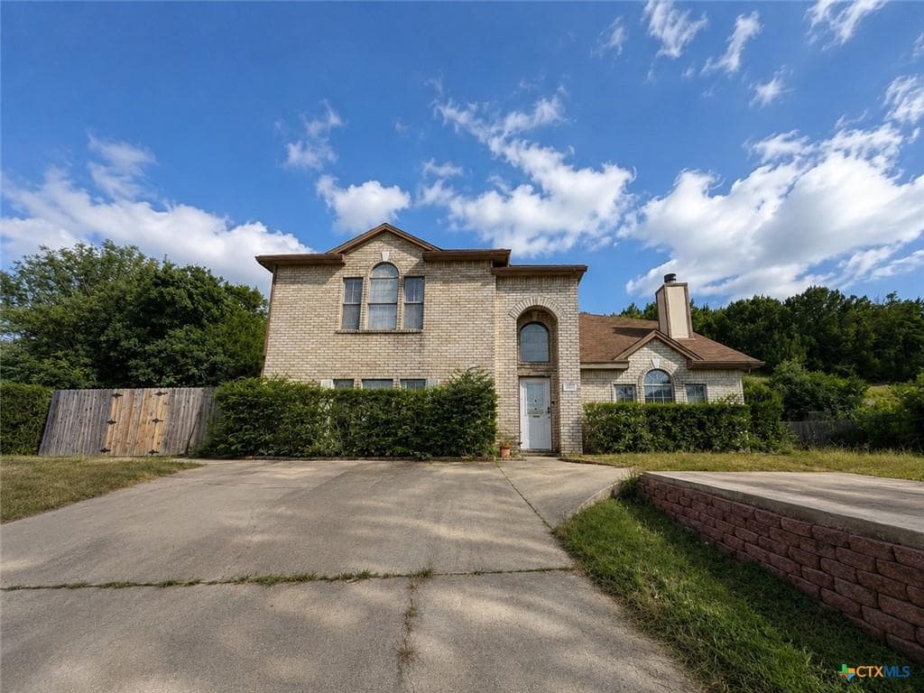 407 Bowen Cir