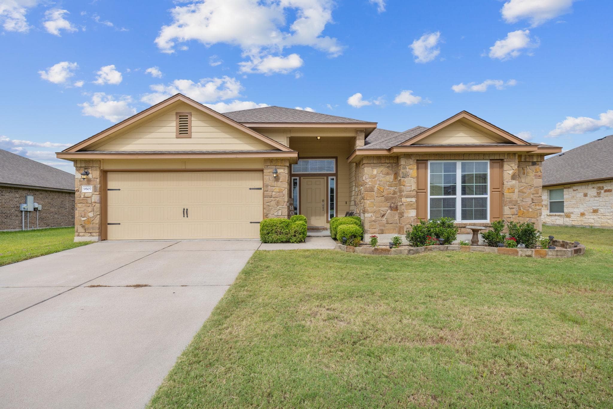 9507 Zayden Dr