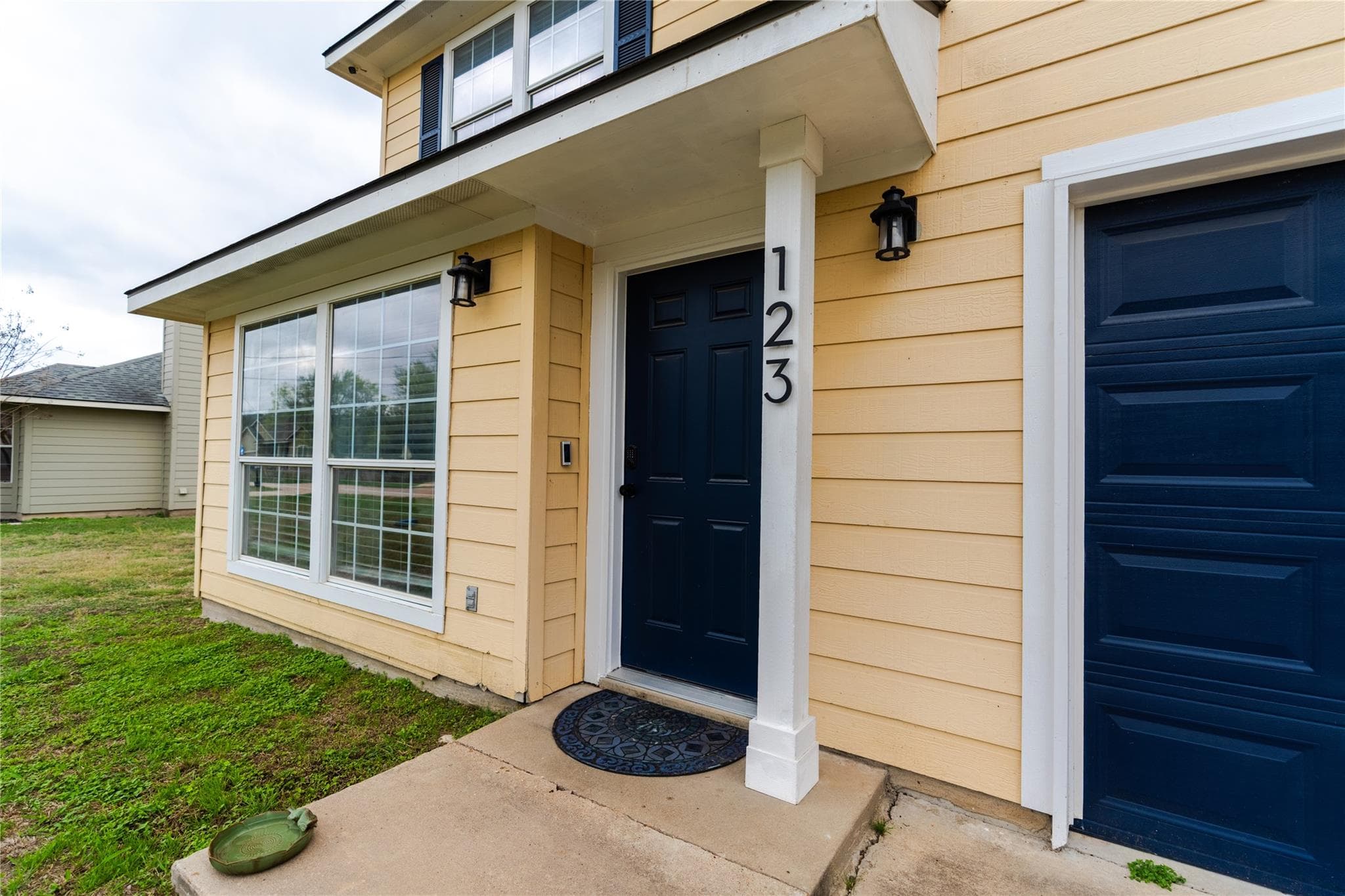 123 Kawainui Ln