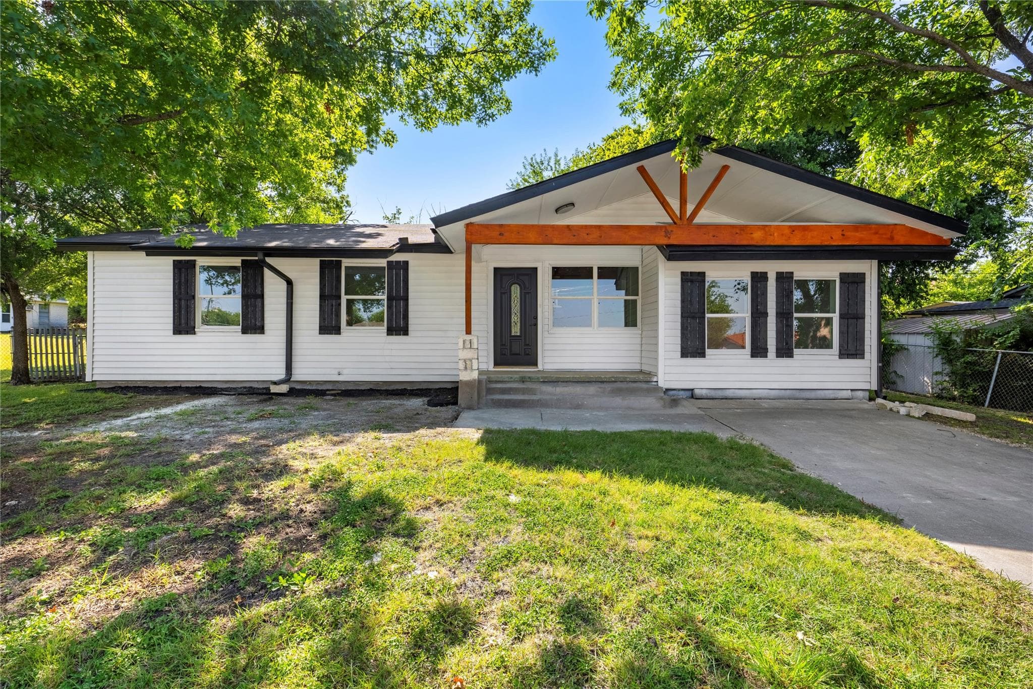306 Margaret Lee St