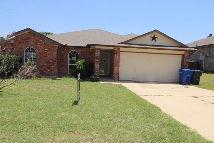 501 Mesquite Cir
