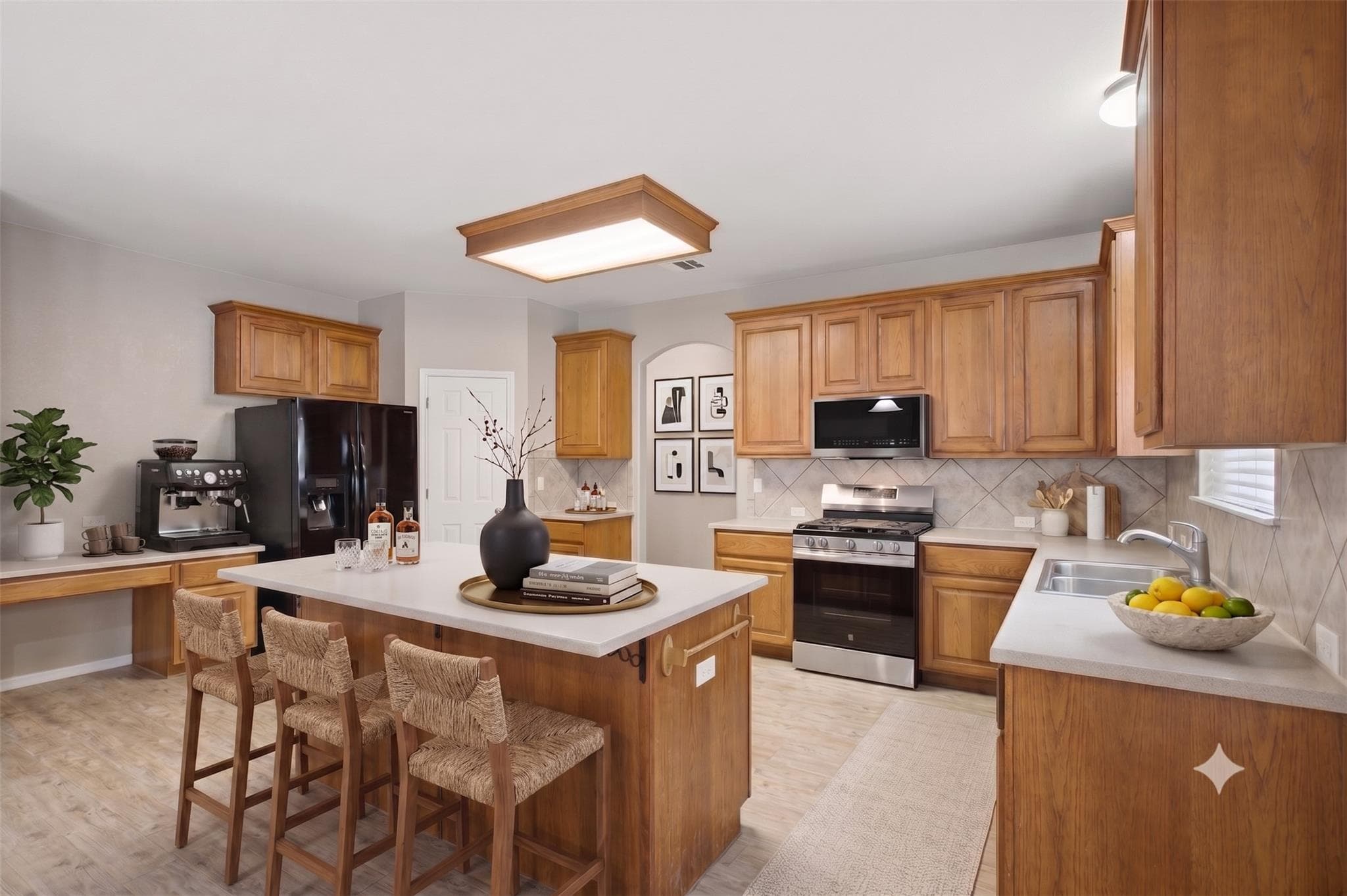 2302 Brookhollow Ter