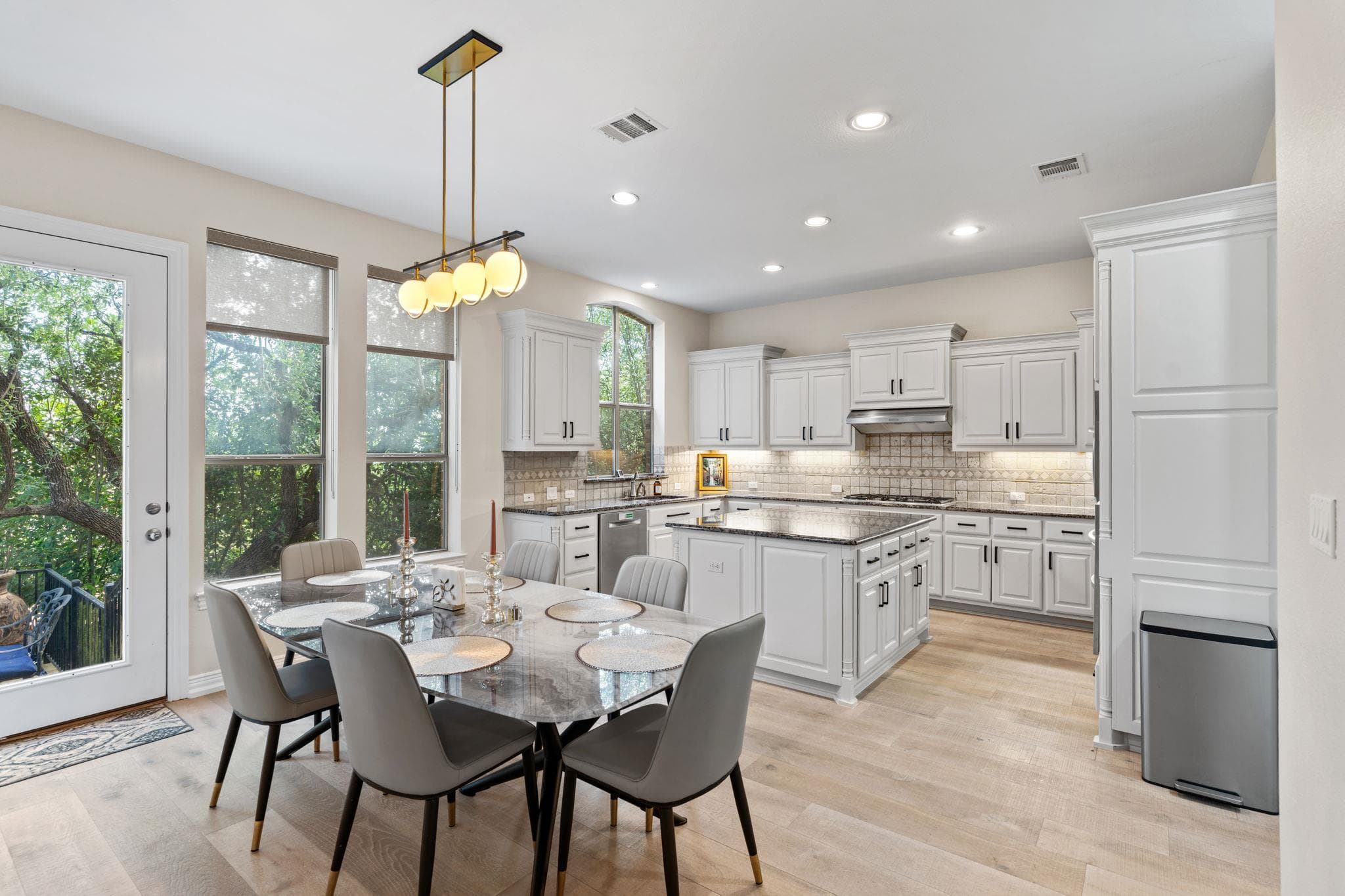 10700 Spiderling Ct